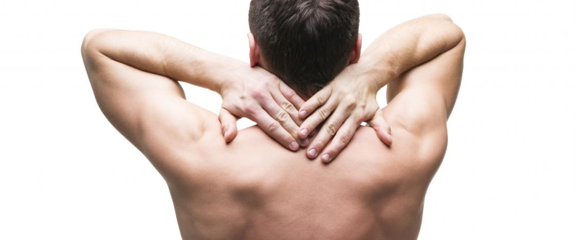 Can strained back muscles cause chest pain?